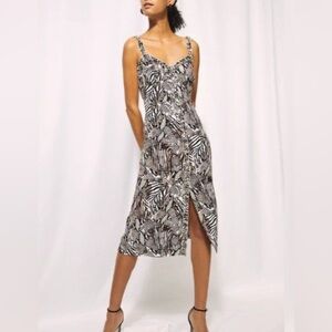 ARITZIA Wilfred Heartthrob Dress